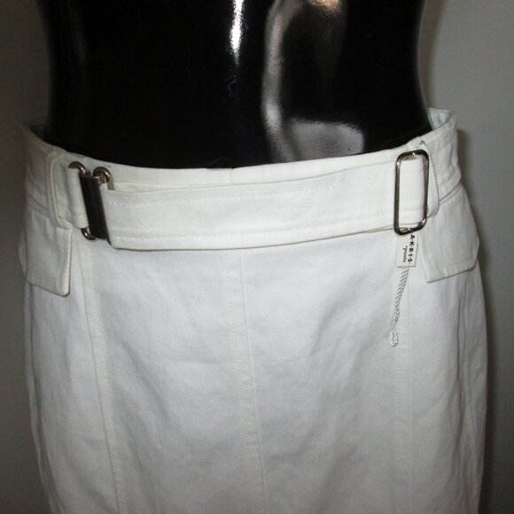 A-K-R-I-S white cotton linen pencil skirt - Picture 2 of 8